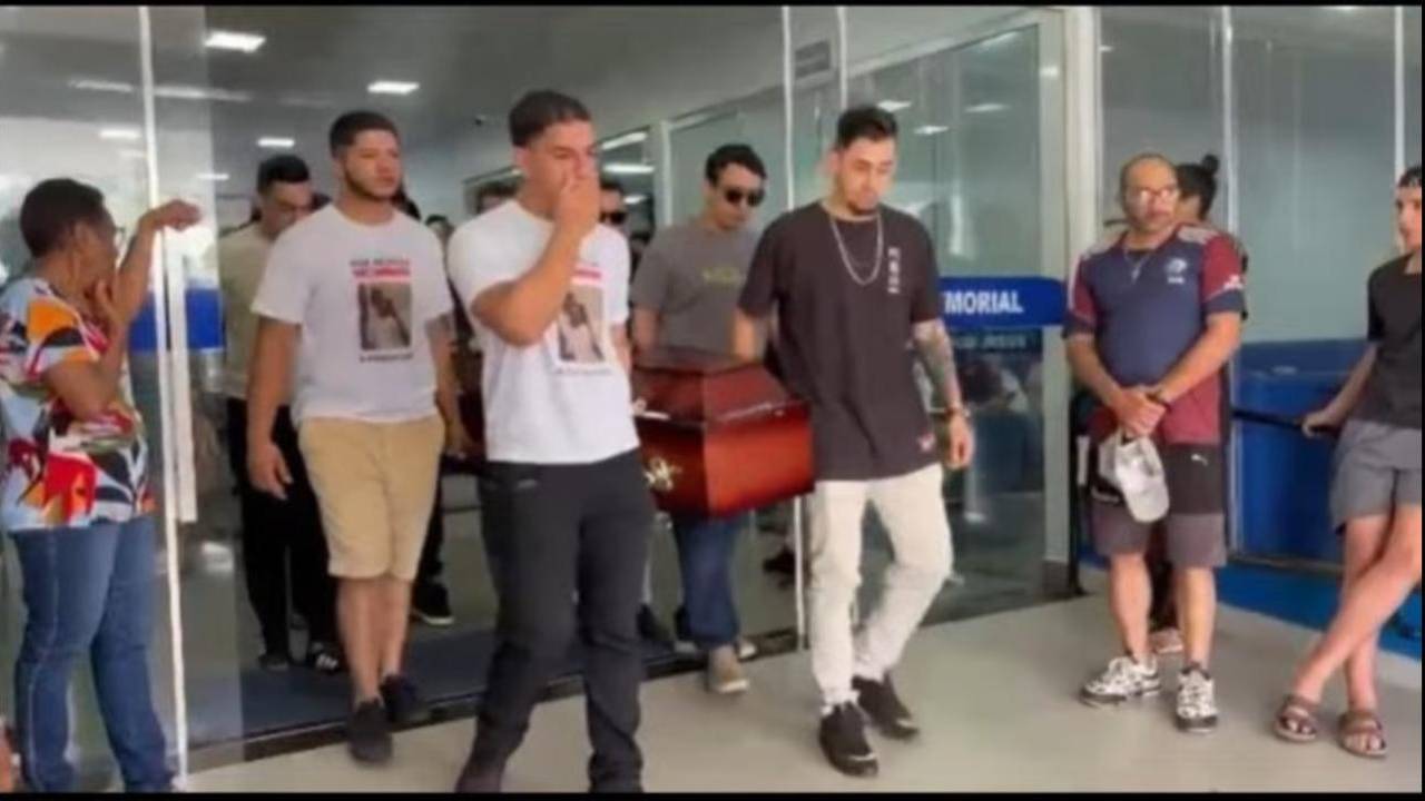 Após sete meses da morte de jovem durante abordagem policial,família luta por justiça