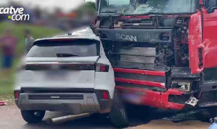 Fabiane, filha do ex- prefeito de Pato Bragado, Luiz Grando, permanece na UTI após acidente que vitimou a filha de 6 anos