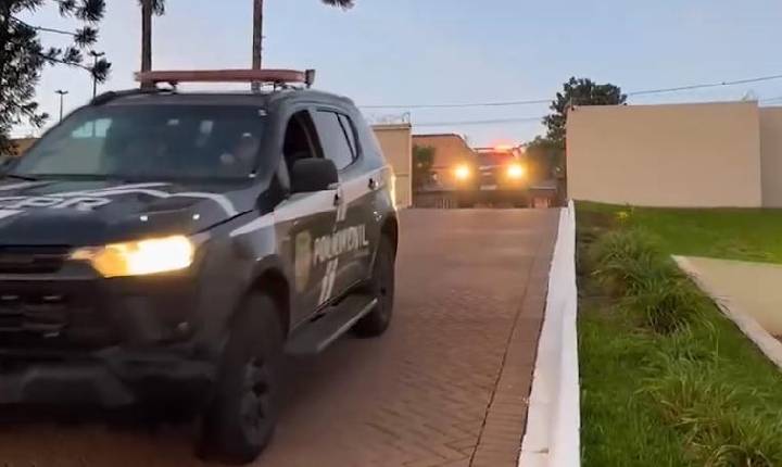 Quadrilha que furtava celulares em áreas VIP e extorquia vítimas é alvo de operação