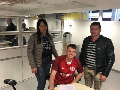 Jovem rondonense é contratado para jogar no sub-20 do Internacional