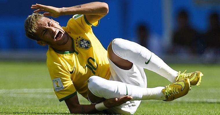 Neymar não está entre os 10 melhores do mundo da FIFA