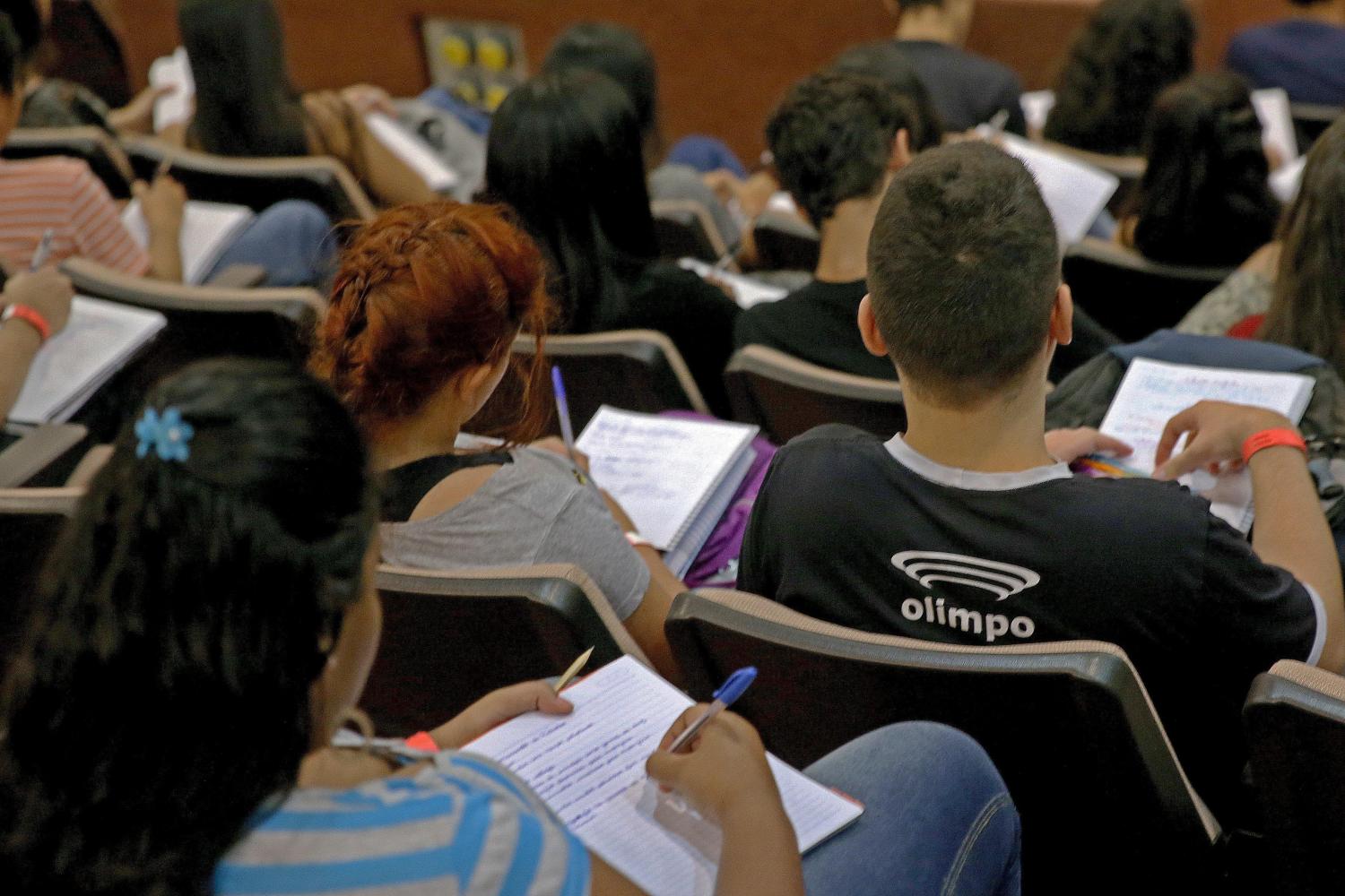 Confira seis apostas de temas da redação no Enem 2018