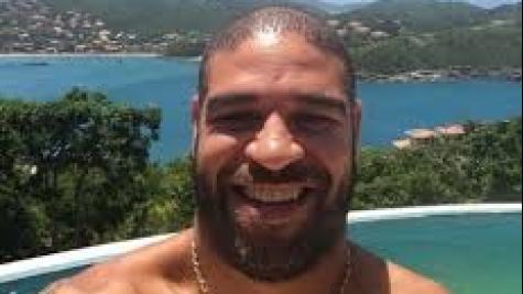 Jogador 'Adriano Imperador' é cogitado para jogar no FC Cascavel