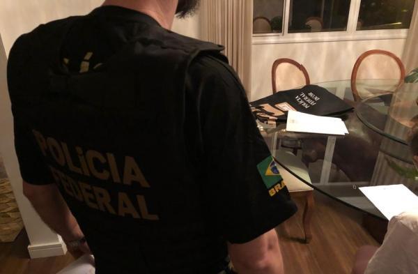 Policias cumprem mandados de prisão em Curitiba contra narcotraficante com mais de 16 fazendas