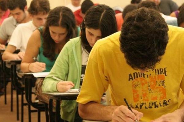 Professora dá as dicas para você se dar bem na prova de redação do Enem