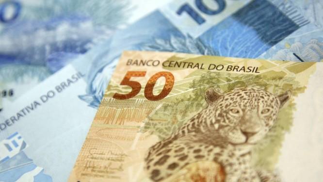 Cesta de compras para renda mais baixa fica 0,25% mais barata