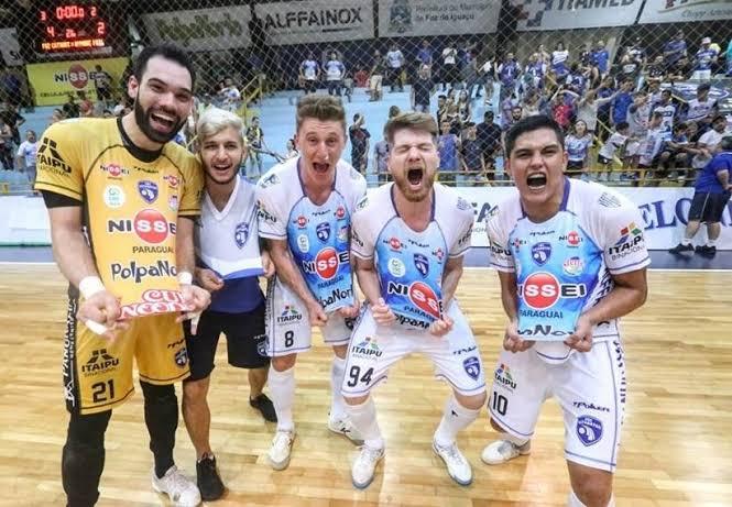 Foz Cataratas Futsal vence Marreco na final da Série Ouro