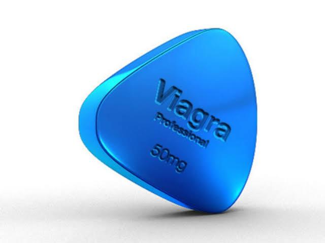 Após ingerir um frasco inteiro de Viagra, homem sofre problema de visão