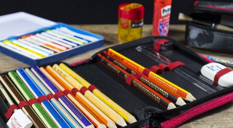 Compra de material escolar exige atenção