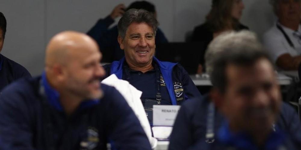 Após volta ao Grêmio, Renato brinca sobre aula no curso da CBF: 