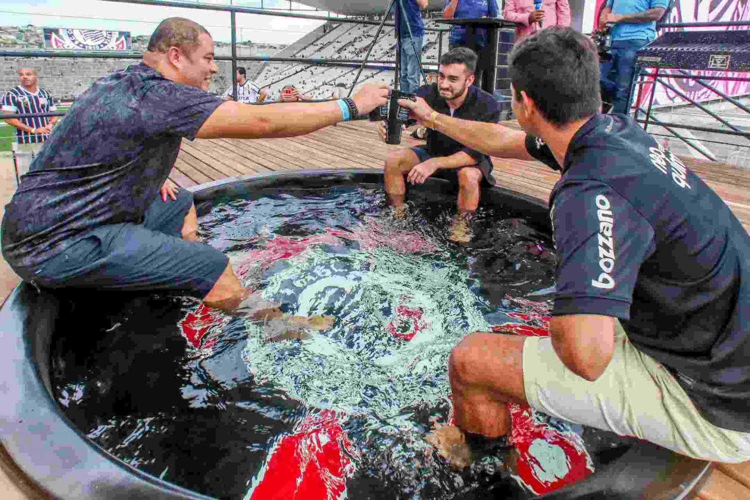 Camarote de até R$ 25 mil tem piscininha e open bar em jogos no Corinthians