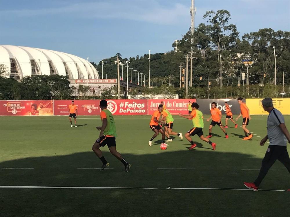 Com time encaminhado, Odair divide o grupo e ajusta detalhes do Inter para semi