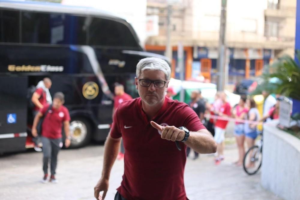 Odair aposta na força do grupo para justificar time reserva do Inter contra o Caxias