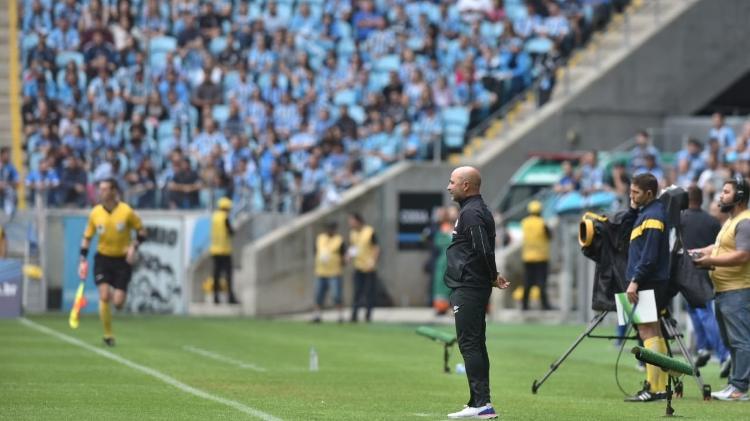 Brasileirão contraria estaduais e começa com 33 gols e sucesso de crítica