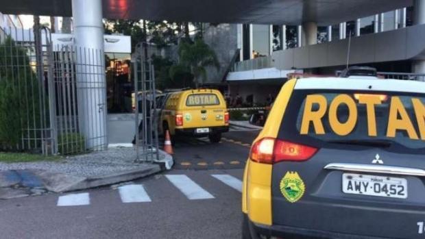 Centro Cívico é isolado em Curitiba; servidores relembram o 29 de abril de 2015