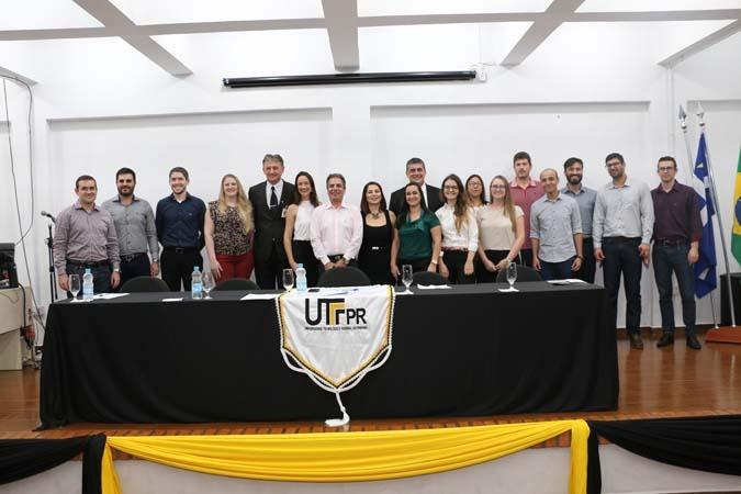 Cerimônia oficializa repasse de terras do município à UTFPR