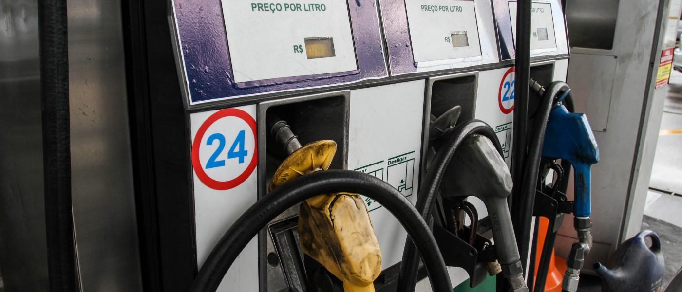 Petrobras sobe R$ 0,07 o litro da gasolina para as distribuidoras