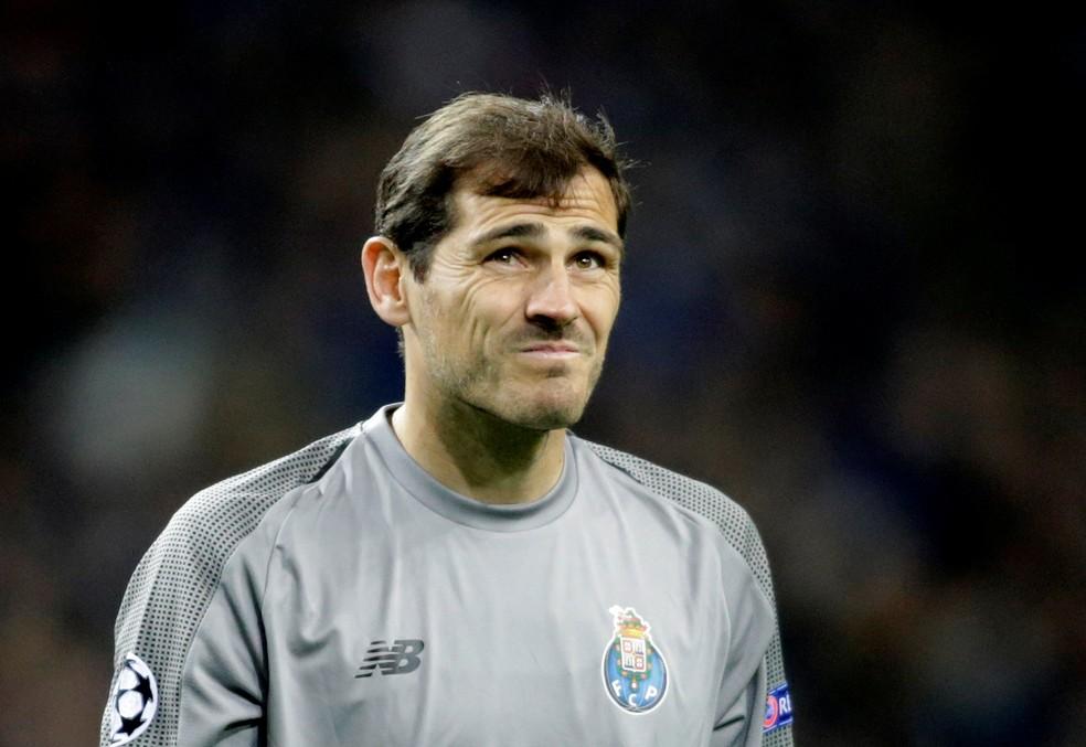 Casillas sofre infarto, passa por cirurgia, mas já está consciente, diz Porto