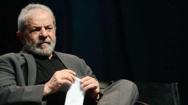 Lula pede ao STJ para cumprir pena em regime aberto