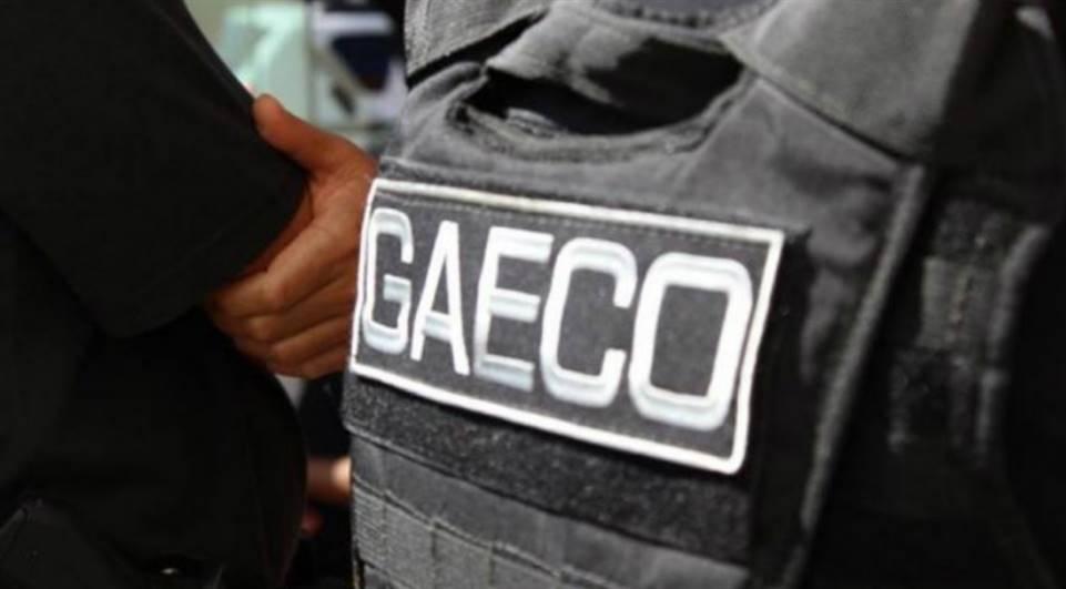 Prefeito é alvo do Gaeco suspeito de desviar recursos públicos para obras em chácara particular