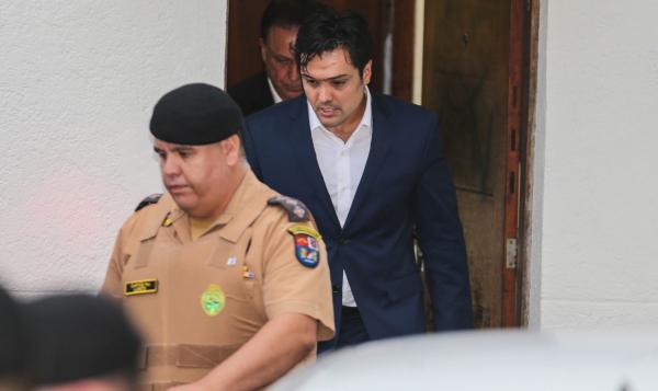 Justiça autoriza ex-deputado Carli Filho a cumprir pena com tornozeleira eletrônica