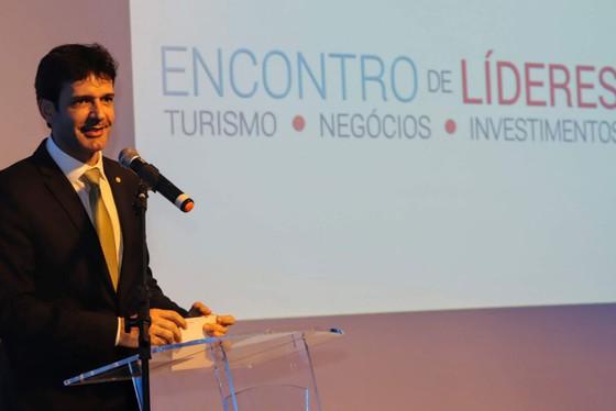 Ministro Marcelo Álvaro lança programa Investe Turismo para Foz do Iguaçu
