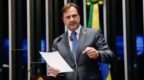 QUE BELEZA! Justiça autoriza férias no Caribe para senador Acir Gurgacz que cumpre prisão domiciliar