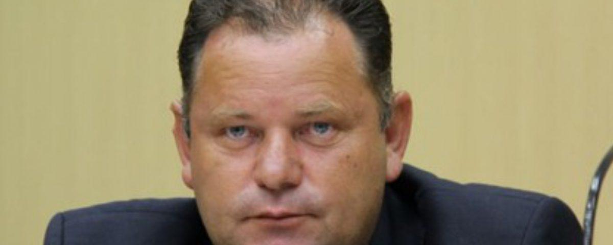 Justiça permite e Marino Garcia reassume cadeira no Legislativo de Foz