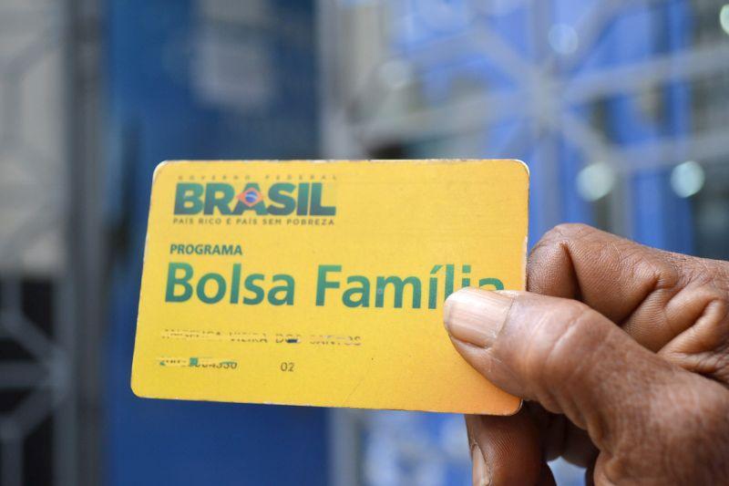 Bolsa Família injeta mais de R$ 56 mi na economia paranaense