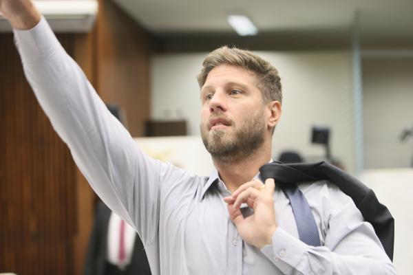 Filho de Requião nega que pai tenha se lançado pré-candidato a prefeito de Curitiba