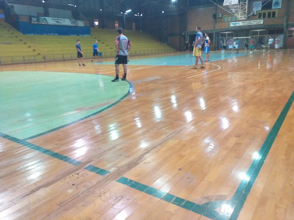 Santa Helena segue preparação para disputa do Paranaense de Futsal Chave Bronze
