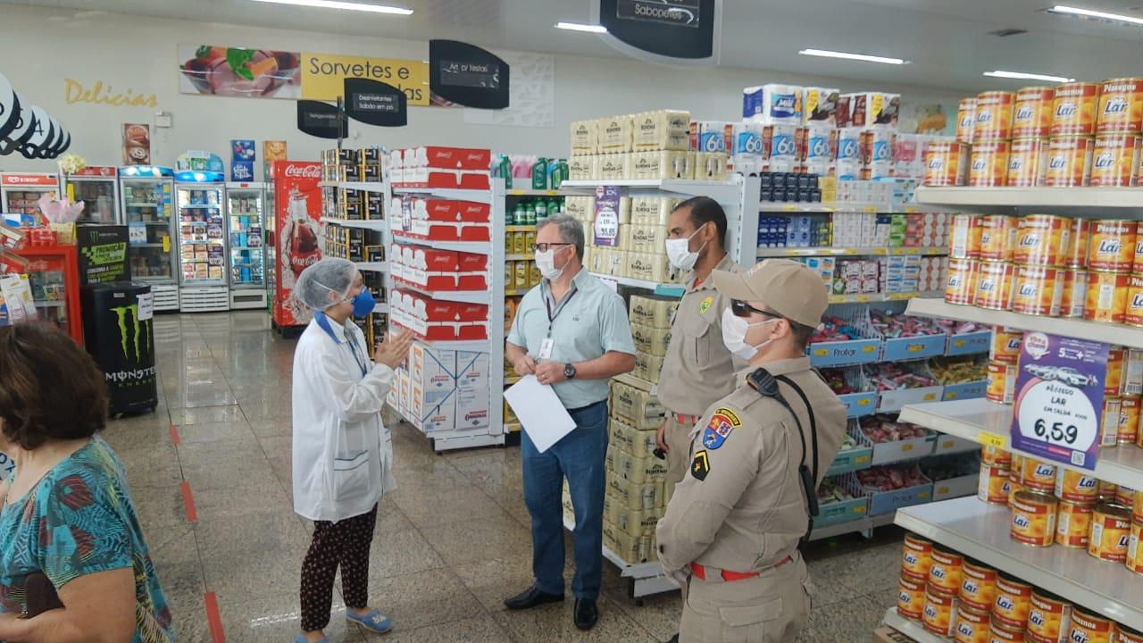 Saúde orienta mercados e farmácias sobre medidas de prevenção