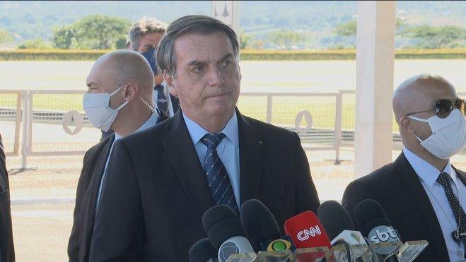 Bolsonaro crítica operação da PF contra aliados e manda recado ao STF