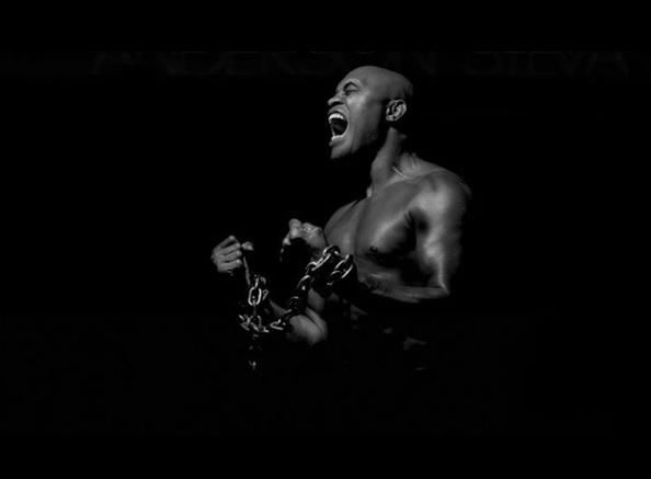 Anderson Silva publica foto acorrentado e questiona ódio e ganância