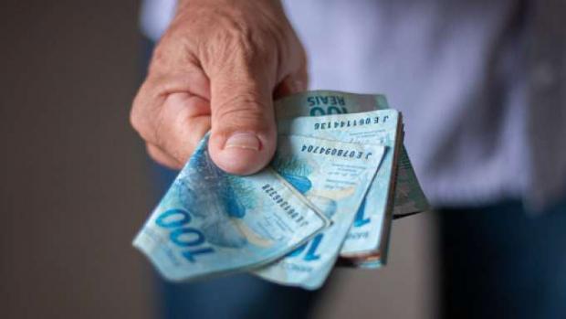 Governador valida novo salário mínimo regional do Paraná, o maior do País