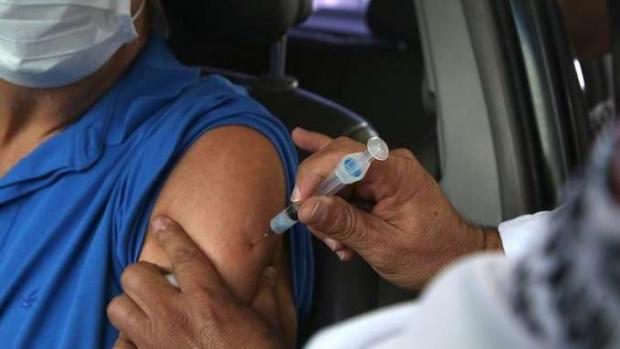Campanha de vacinação contra a gripe começa no dia 12 de abril no Brasil