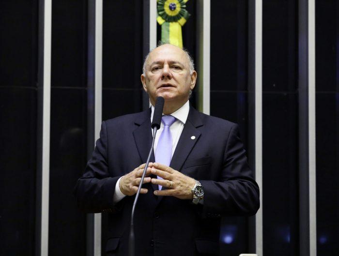 Deputado Schiavinato continua em estado grave em Brasília
