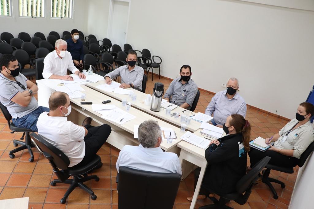 Diretoria do Lindeiros inicia processo de plano estratégico para o desenvolvimento integrado