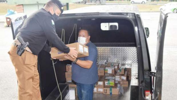 Saúde envia 1,1 milhão de vacinas e medicamentos, recorde em um dia