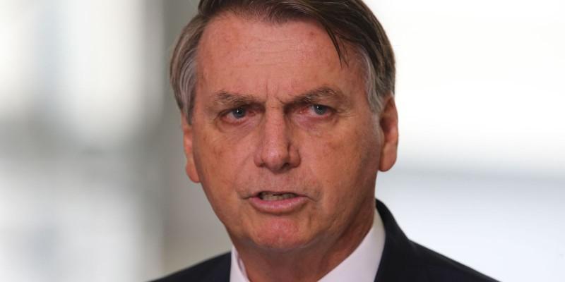 Bolsonaro pede a empresários para segurarem preço dos alimentos