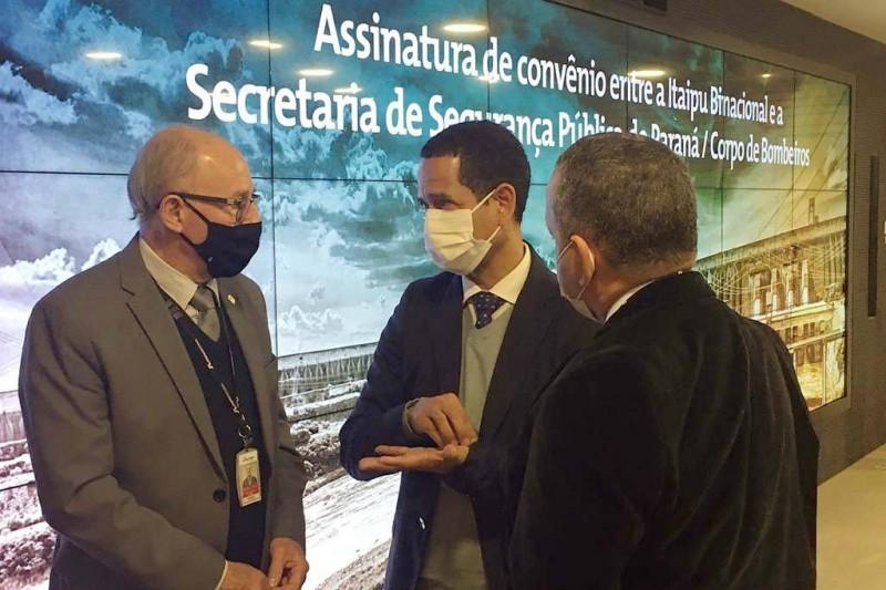 Estado e Itaipu assinam convênio de R$ 5 milhões para aquisição de caminhões para os Bombeiros