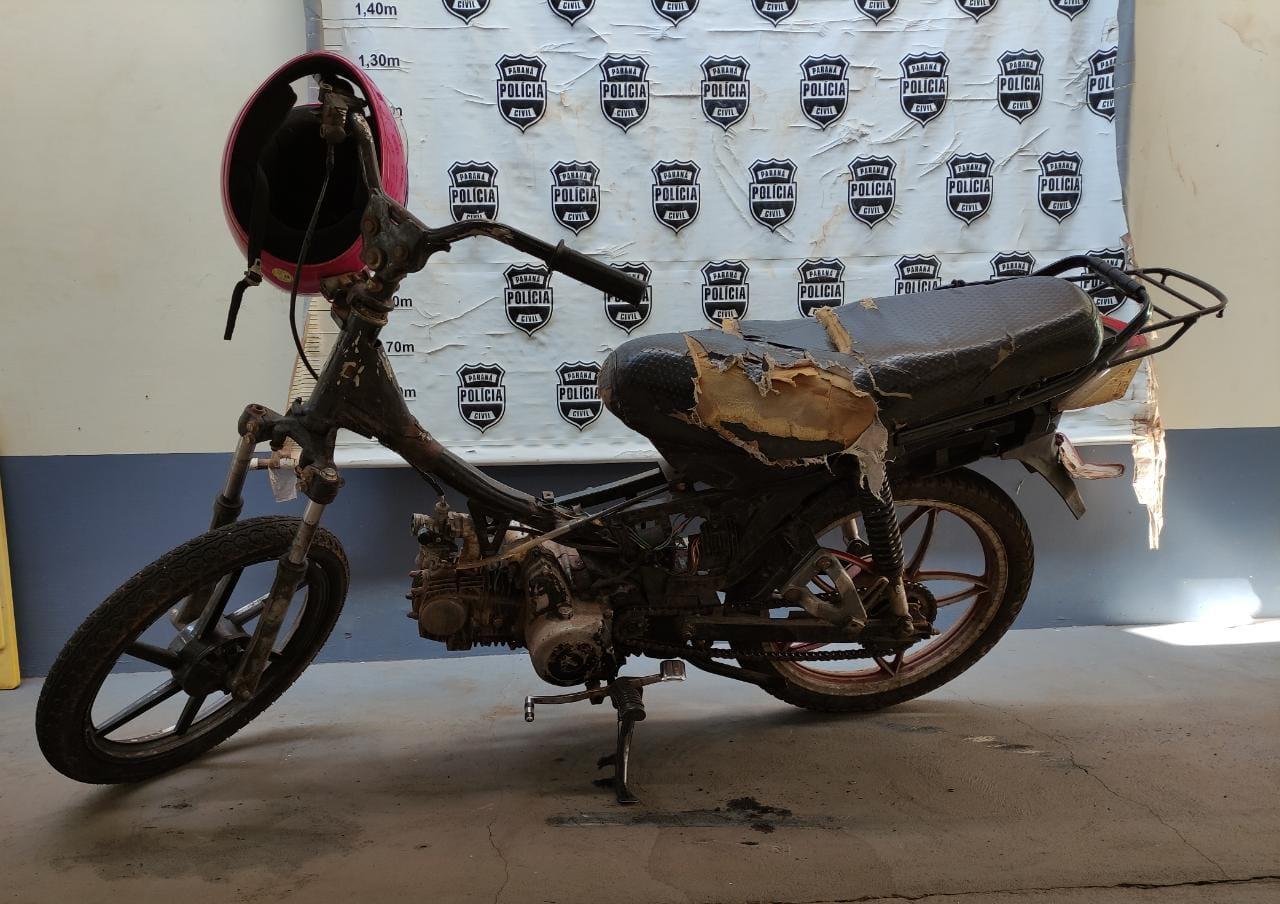 Homem é detido no centro de Santa Helena após realizar manobras perigosas com 'esqueleto' de moto