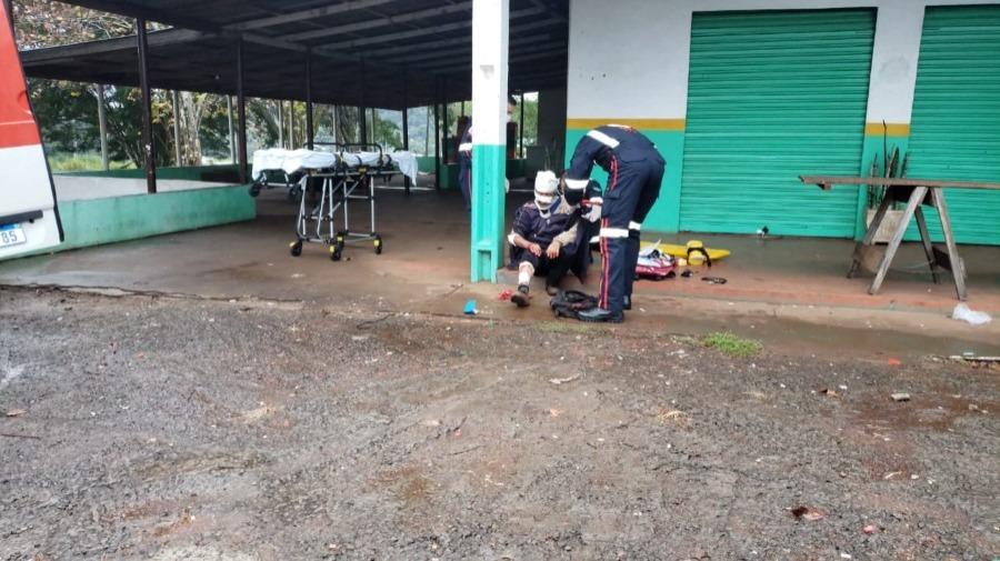 Homem quase tem nariz decepado em briga de bar
