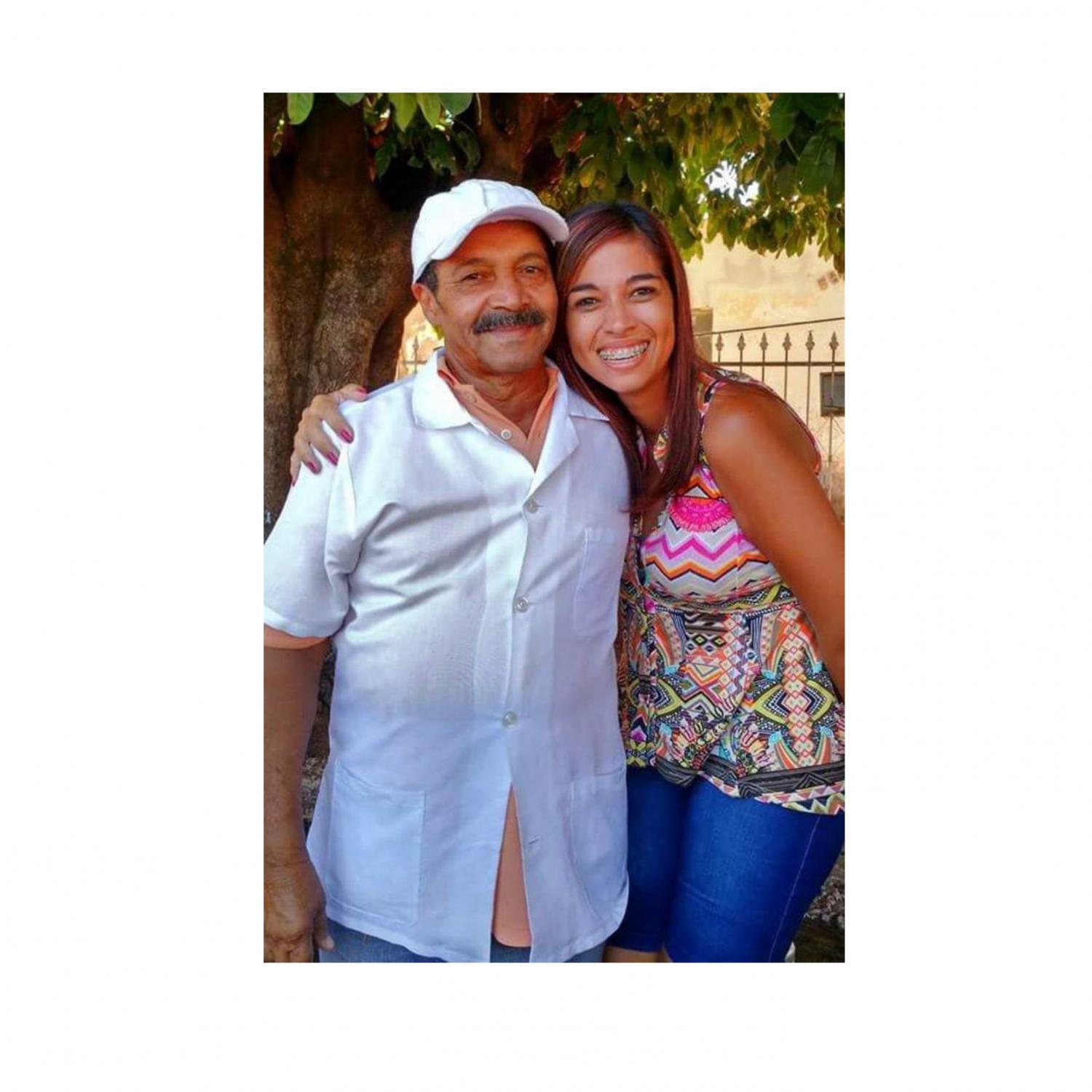 Após morte do pai por Covid, confeiteira esquece encomenda de bolo e recebe ajuda de amigos para fazer entrega na data