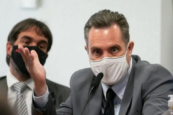 CPI COVID; Dominguetti confirma propina, acusa Miranda e tem celular apreendido. Siga
