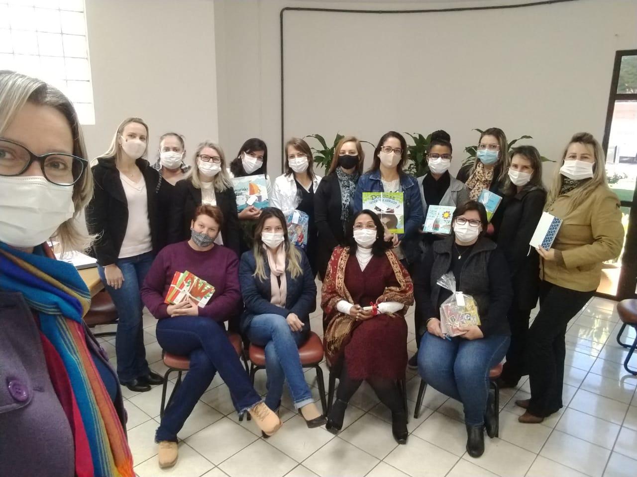 Educação prepara o retorno às aulas presenciais e formação continuada aos professores