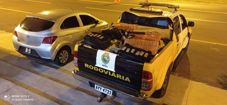 Menor é detido pela PRE de Iporã com carro roubado e carregado com 500 kg de maconha