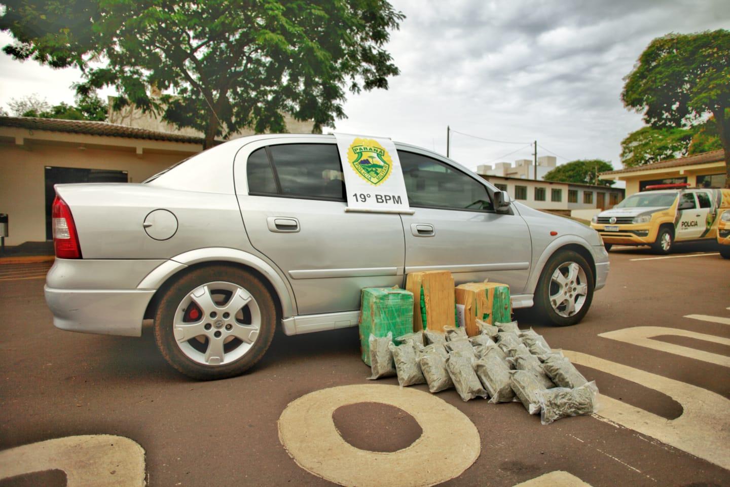 PM prende homem com carro carregado com maconha em Ouro Verde do Oeste