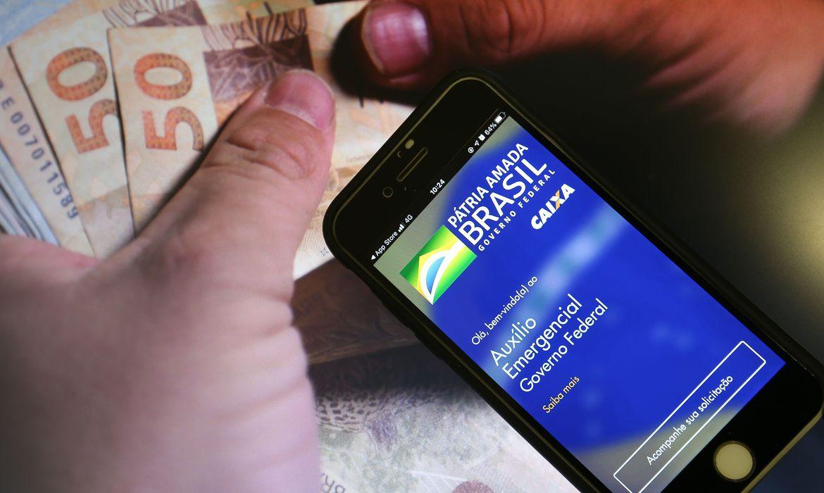 Publicado novo calendário do ciclo 4 do auxílio emergencial