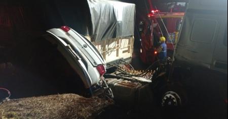 Motorista de caminhão envolvido em acidente com 5 mortes é preso na região